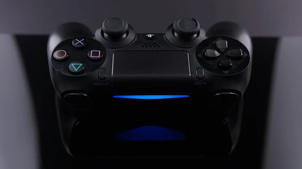 can PS5 play DVDs