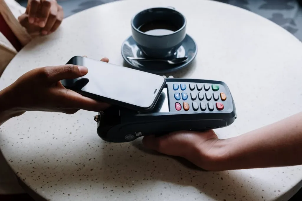 Does Dollar General Take Apple Pay
